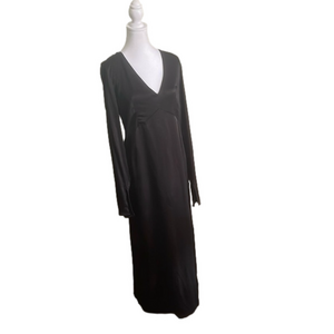 Smash + Tess M black textured fabric long sleeve maxi dress with side zipper